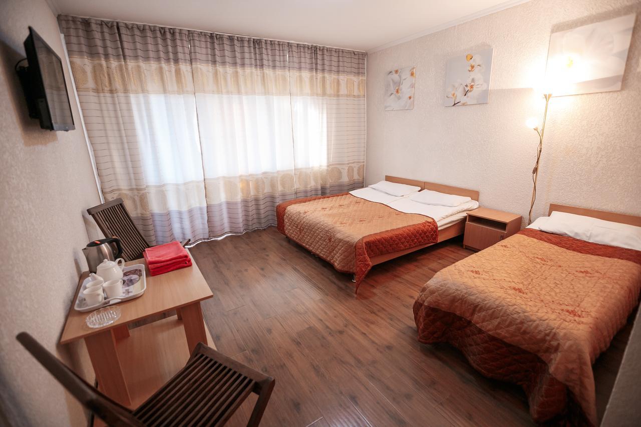 Evropa Hotel Bosteri Ngoại thất bức ảnh