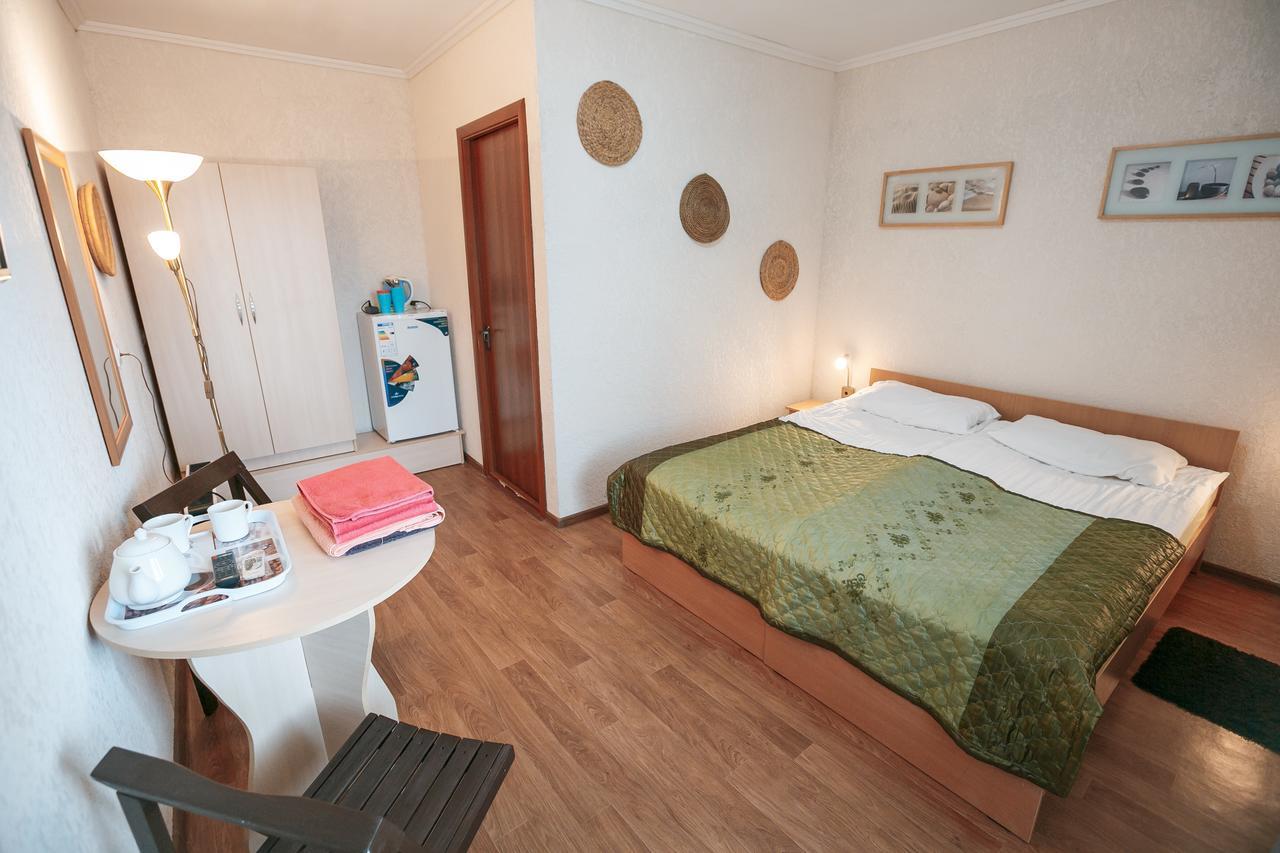 Evropa Hotel Bosteri Ngoại thất bức ảnh