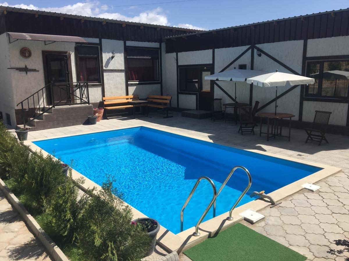 Evropa Hotel Bosteri Ngoại thất bức ảnh